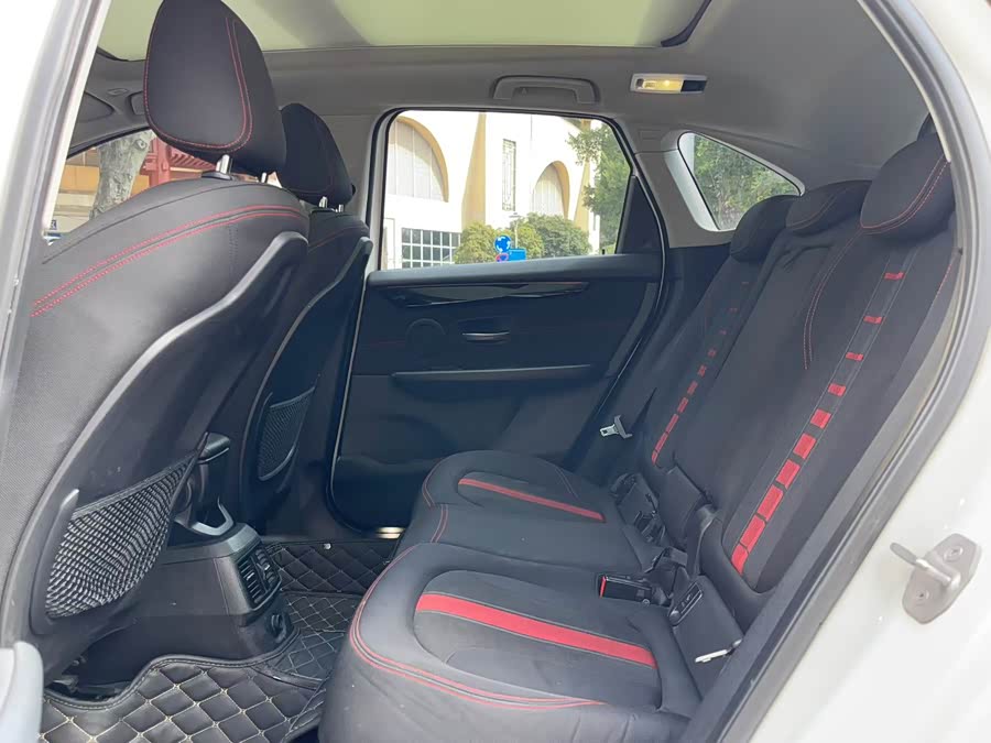 BMW 2 Series Tourer (Imported) 2015 immagine di auto #9