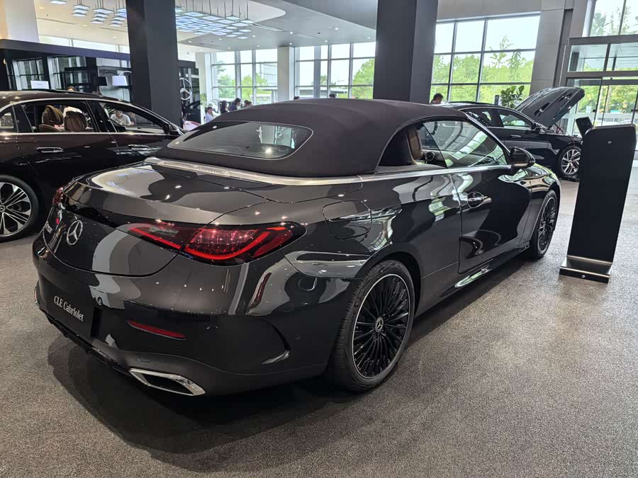 Mercedes-Benz CLE Class 2025 #9 Mercedes-Benz CLE Class 2025 car image #9