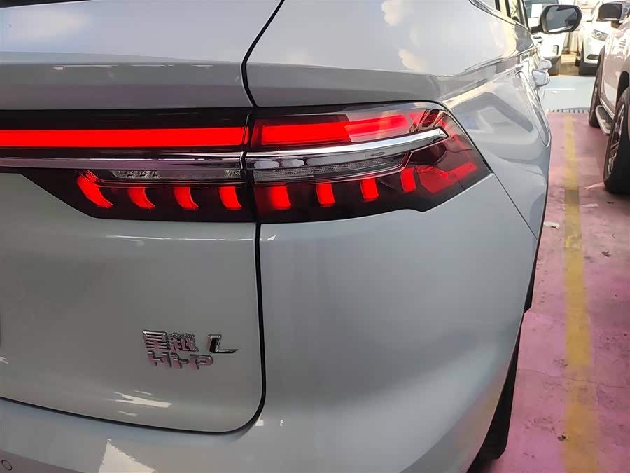 GEELY Monjaro EREV 2023 #9 GEELY Monjaro EREV 2023 car image #9