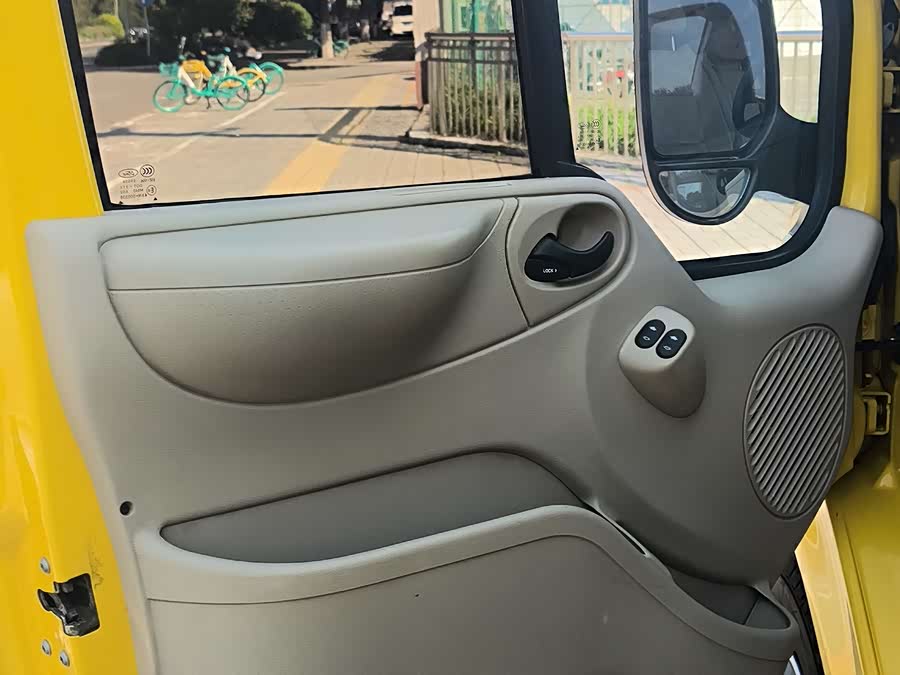 Ford New Transit 2017 car image #9