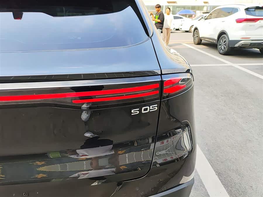 Deepal S05 2025 car image #9