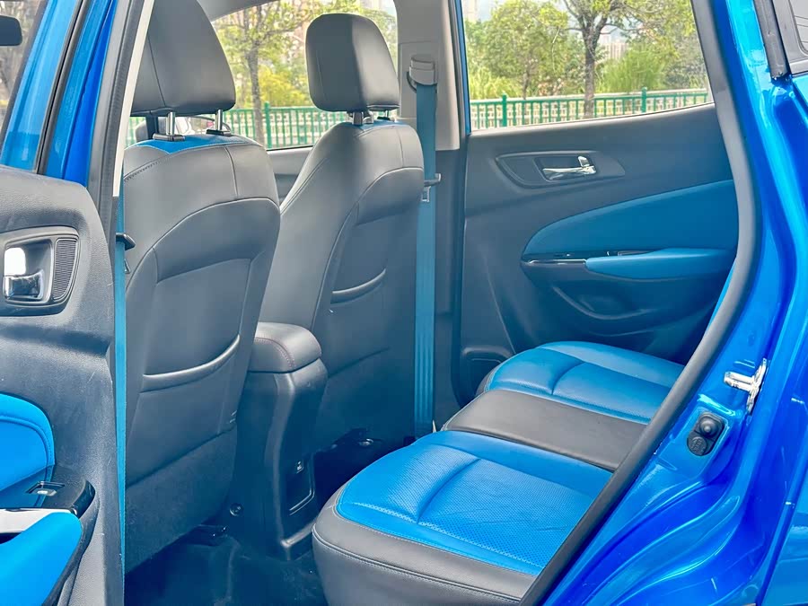 Changan CS15 2016 #9 Changan CS15 2016 صورة سيارة #9