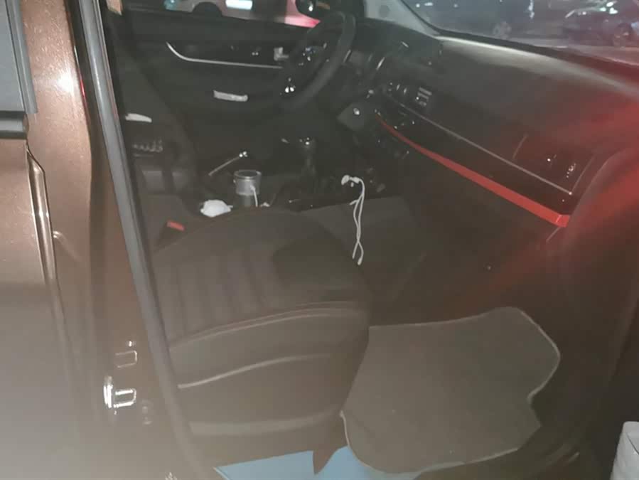 Forthing SX6 2019 immagine di auto #9