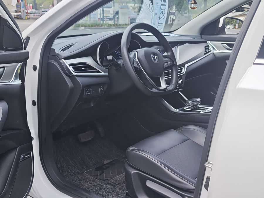 Changan Eado EV 2020 immagine di auto #9