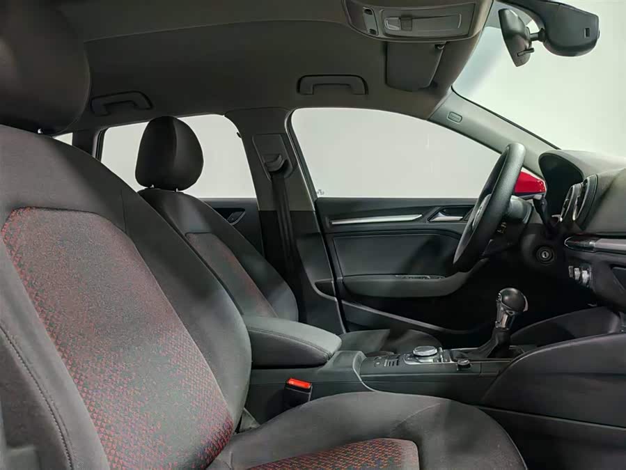 奥迪 奥迪A3 2018 汽车图片 #9