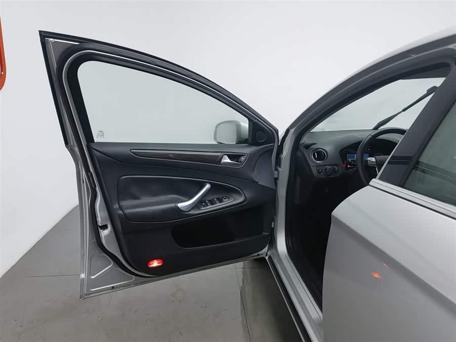 Ford Mondeo-Zhisheng 2011 #9 Ford Mondeo-Zhisheng 2011 car image #9