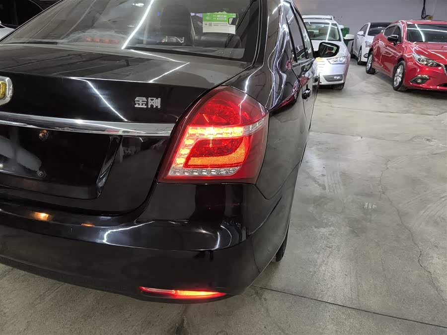 GEELY KingKong 2016 car image #9