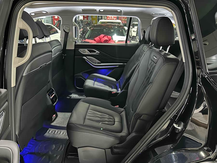 HongQi HS7 PHEV 2024 car image #9