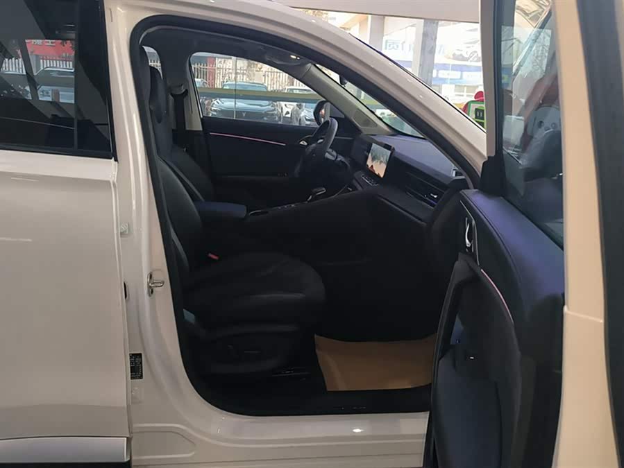 Roewe D5X DMH 2024 imagem de carro #9