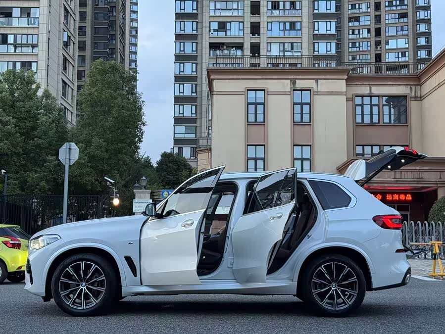 BMW X5 (Imported) 2019 car image #9