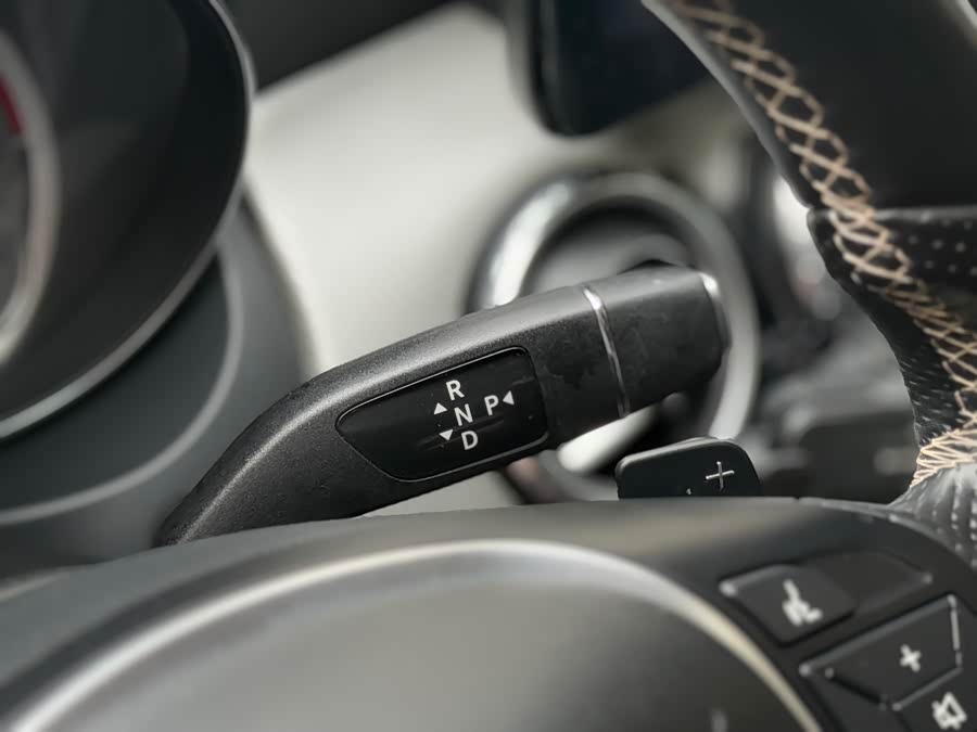 Mercedes-Benz GLA Class (Imported) 2014 #9 Mercedes-Benz GLA Class (Imported) 2014 car image #9