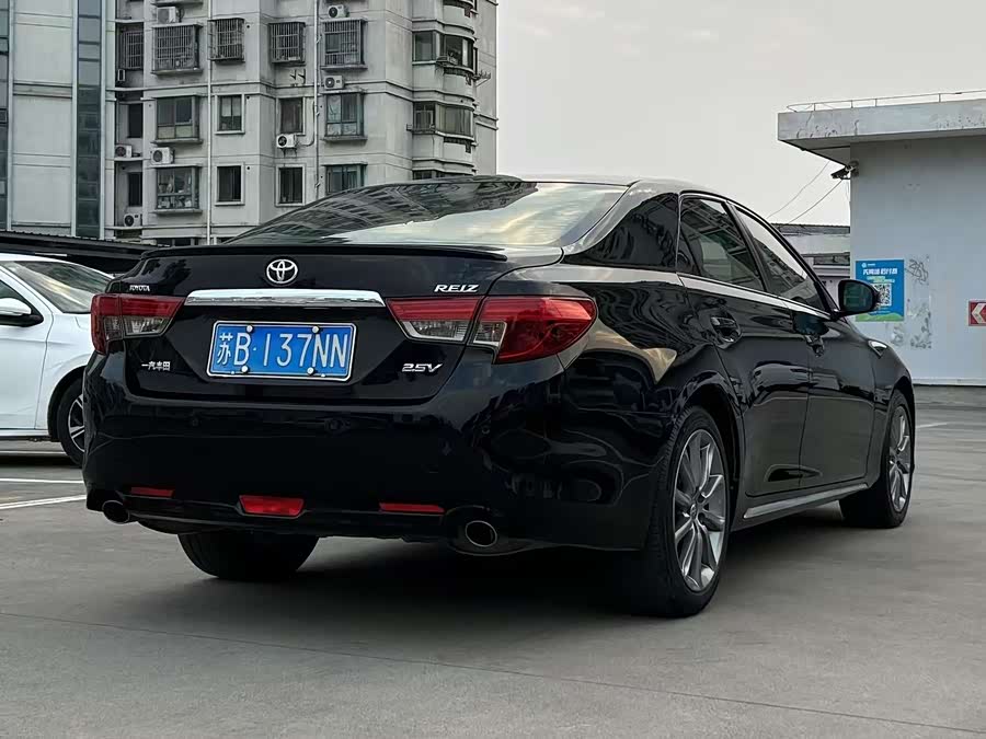 Toyota Reiz 2014 immagine di auto #9