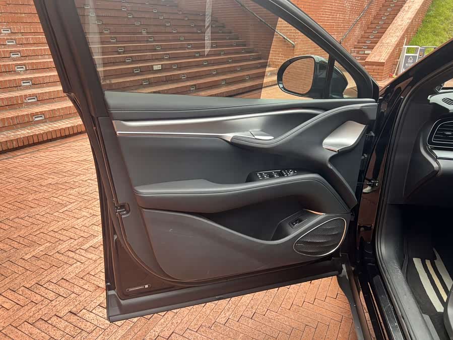 BYD Sea Lion 07 EV 2024 car image #9