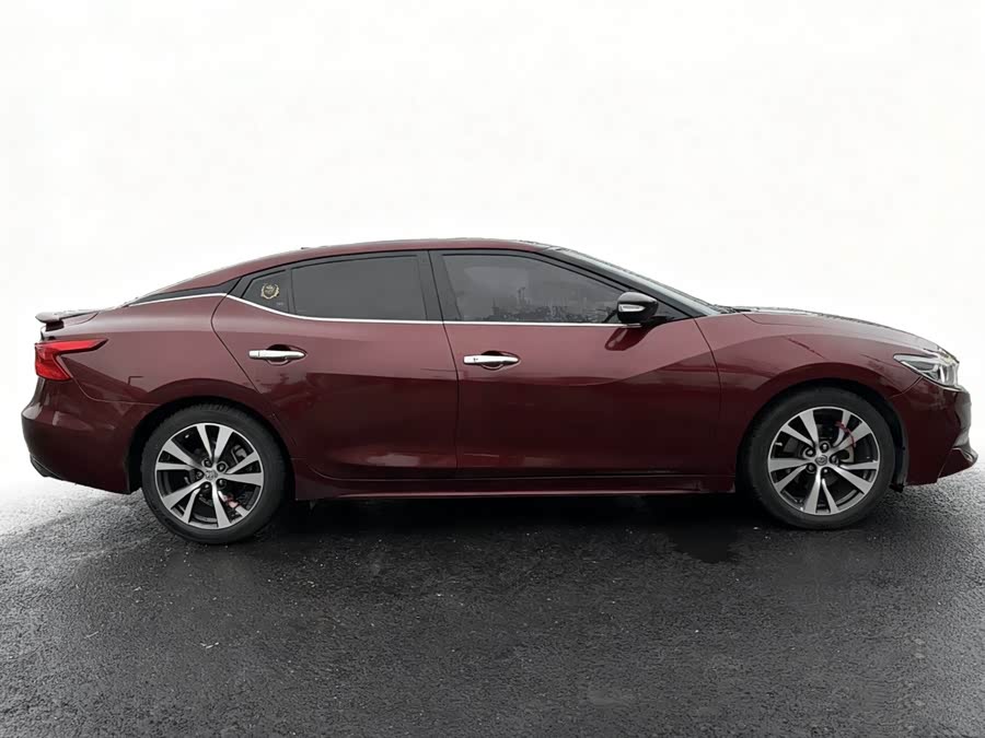 Nissan Maxima 2017 immagine di auto #9