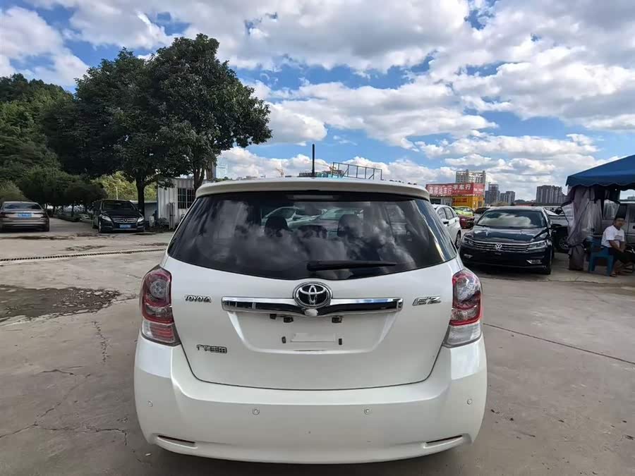 Toyota Reiz 2011 #9 Toyota Reiz 2011 immagine di auto #9