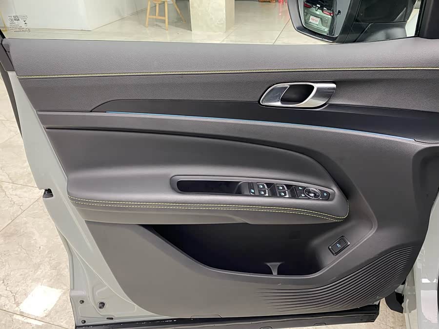 Ford Equator Sport New Energy 2024 car image #9