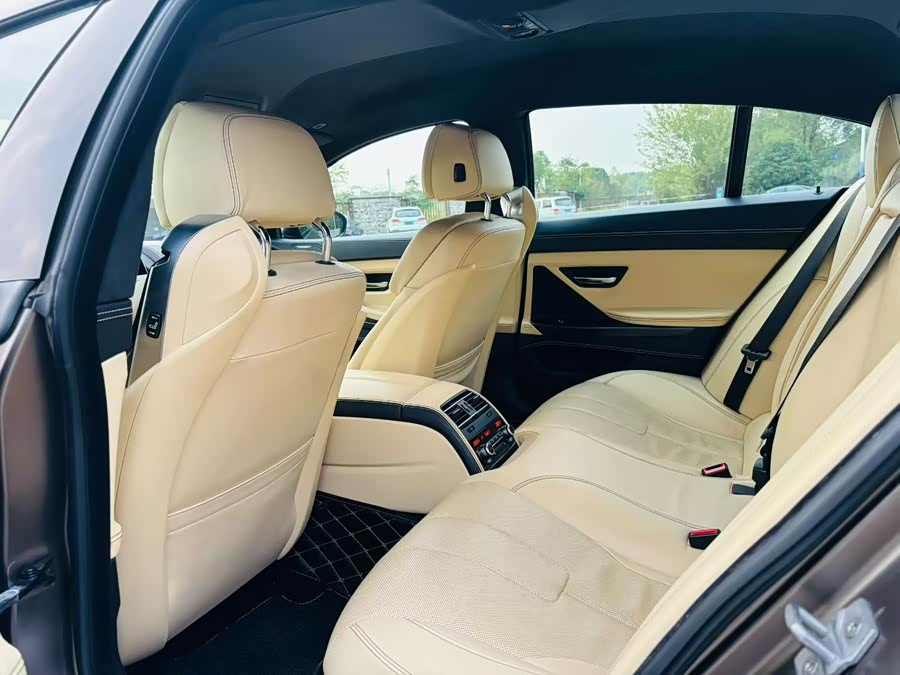 BMW M6 2016 car image #9