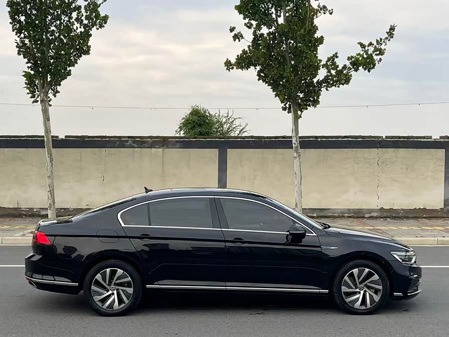 Volkswagen Magotan GTE 2022 car image #9