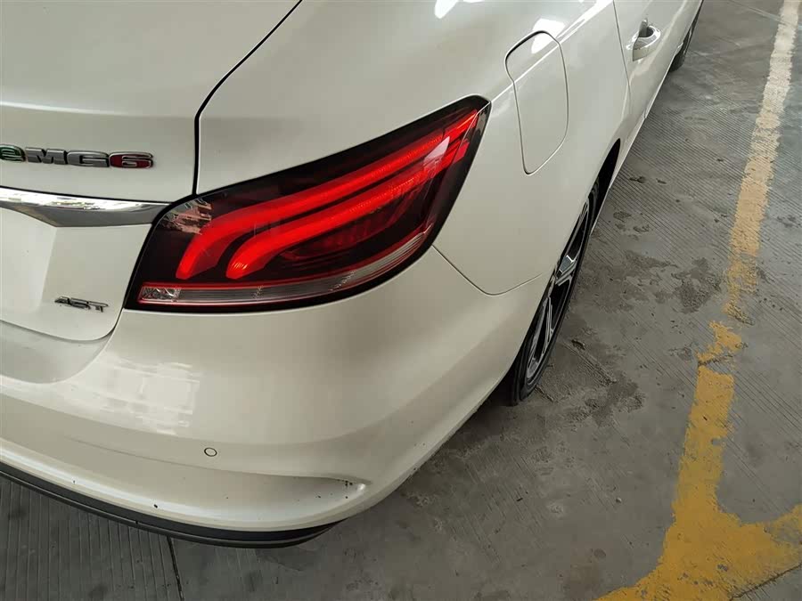 MG 6 New Energy 2018 car image #9