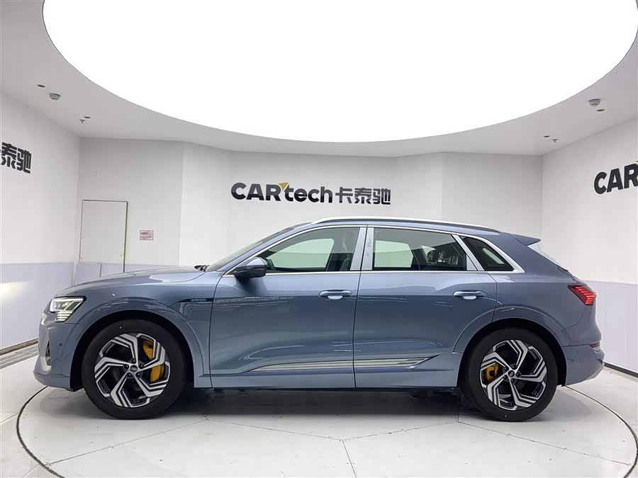 Mercedes-Benz SLK AMG immagine di auto #9