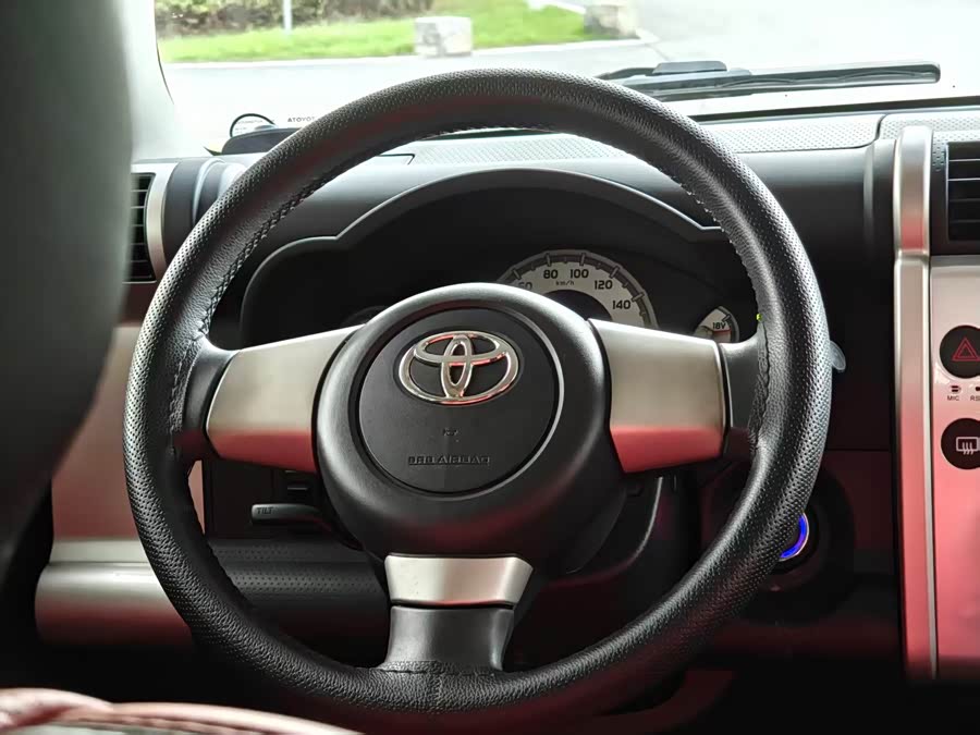 Toyota Reiz 2019 immagine di auto #9