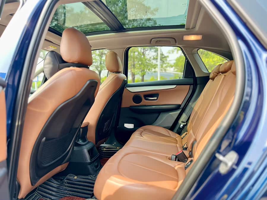 BMW 2 Series Tourer 2017 car image #9