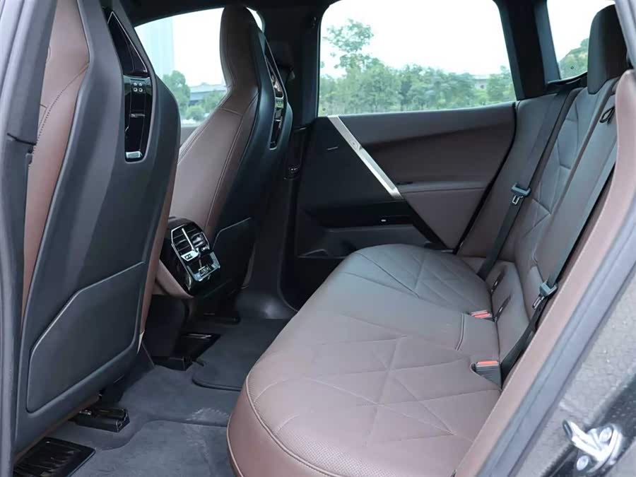 BMW iX 2023 #9 BMW iX 2023 car image #9