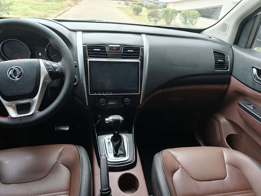 Forthing SX6 2016 immagine di auto #9