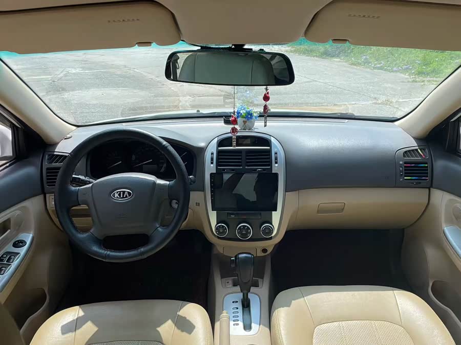 Kia Cerato 2010 imagen de coche #9