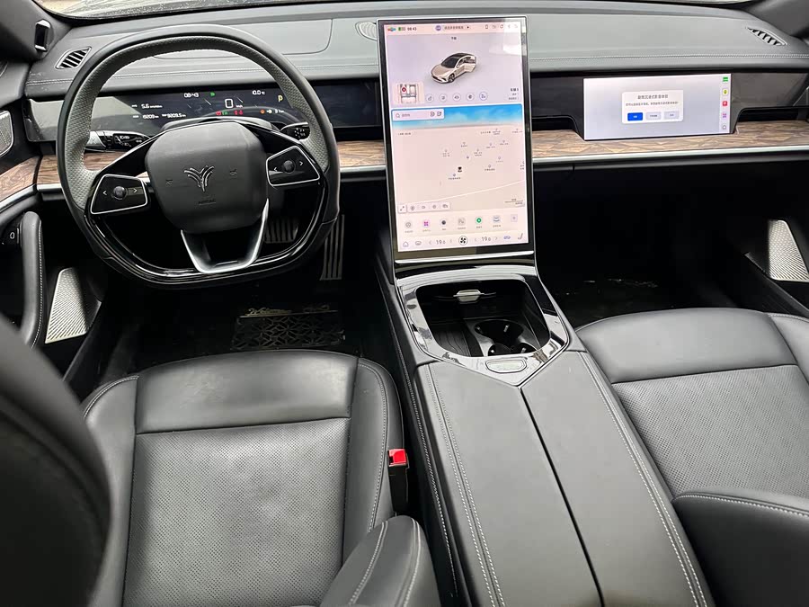 哪吒汽车 哪吒S 2023 汽车图片 #9