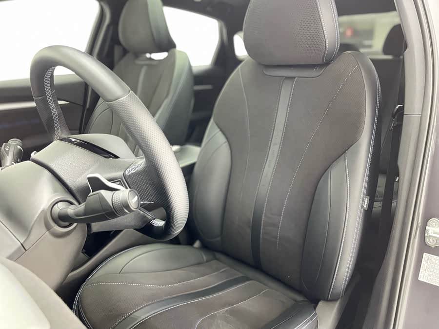 GEELY Monjaro MHEV 2024 #9 GEELY Monjaro MHEV 2024 immagine di auto #9