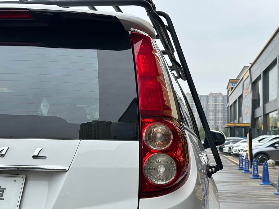 Haval H5 Class 2016 #9 Haval H5 Class 2016 car image #9