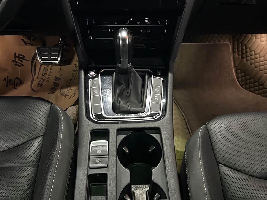 Volkswagen CC (FAW-Volkswagen) 2021 car image #9