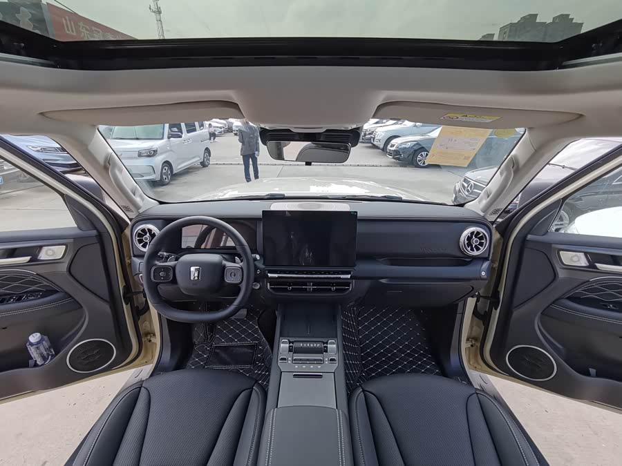 Tank 300 New Energy 2025 #9 Tank 300 New Energy 2025 imagen de coche #9