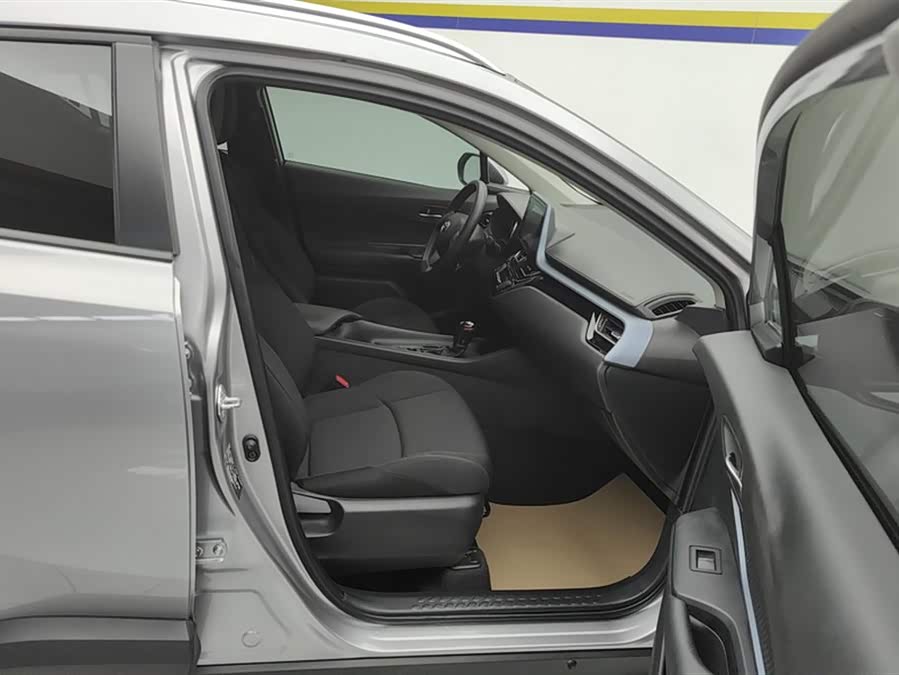 Toyota Izoa 2022 صورة سيارة #9