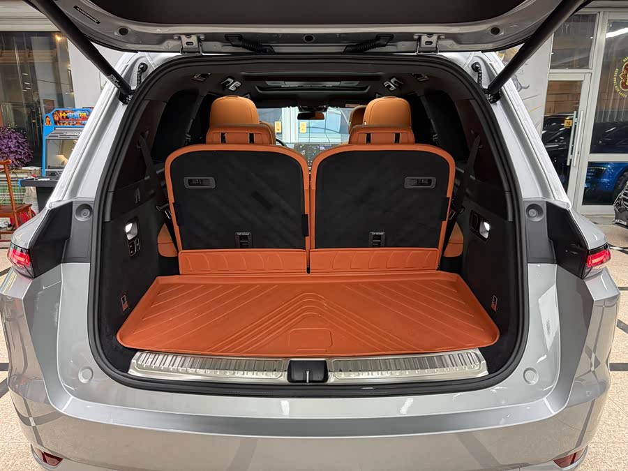 Li L9 2024 صورة سيارة #9