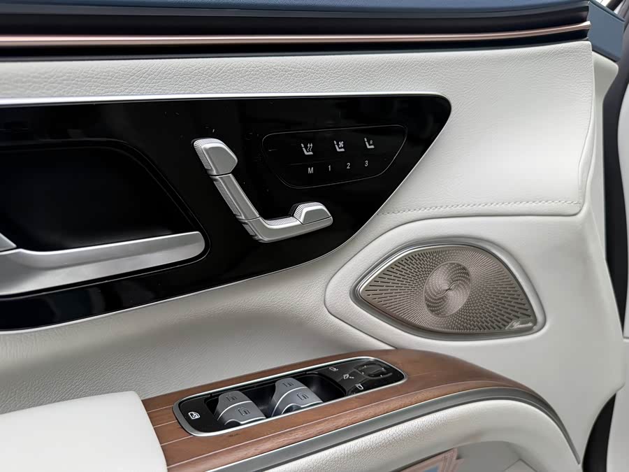 Mercedes-Benz EQS Class 2023 #9 Mercedes-Benz EQS Class 2023 car image #9