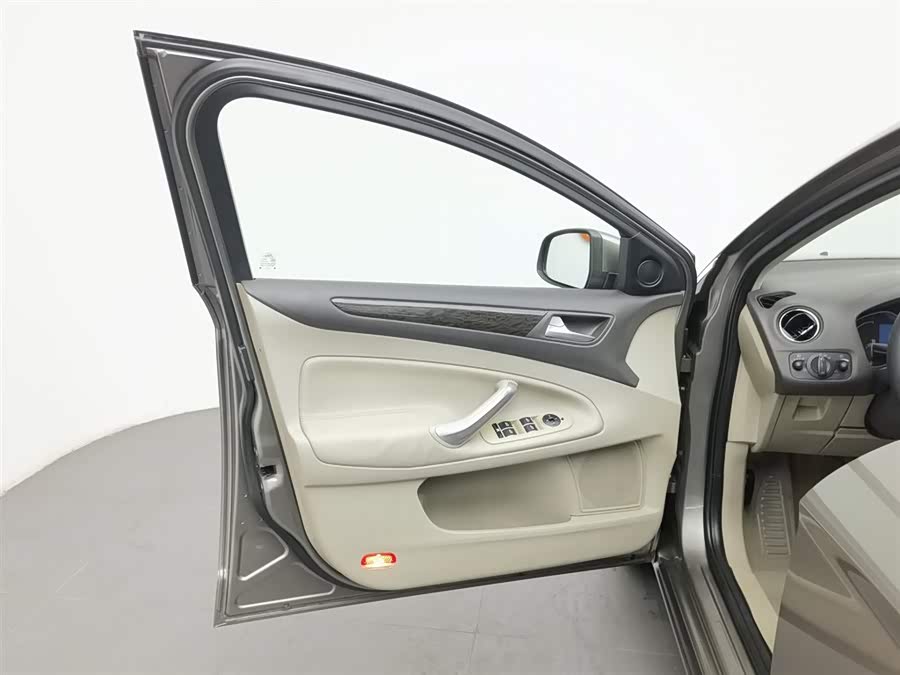 Ford Mondeo-Zhisheng 2013 car image #9