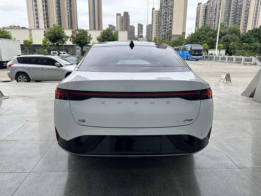 Xpeng P5 2023 immagine di auto #9