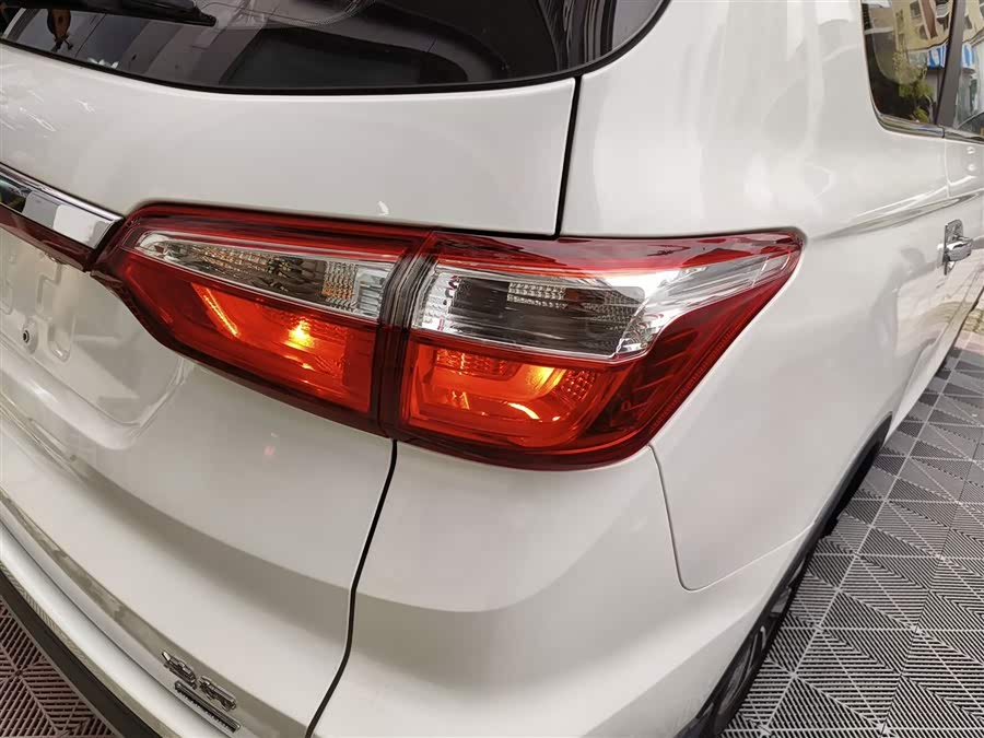 Changan Linmax 2017 car image #9