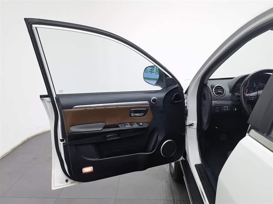 Haval H5 Class 2015 car image #9