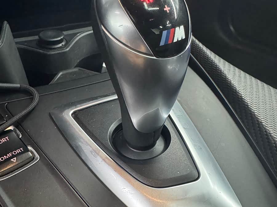 BMW M2 2018 car image #9