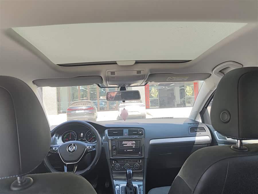 Volkswagen Golf Pure Electric 2020 imagen de coche #9