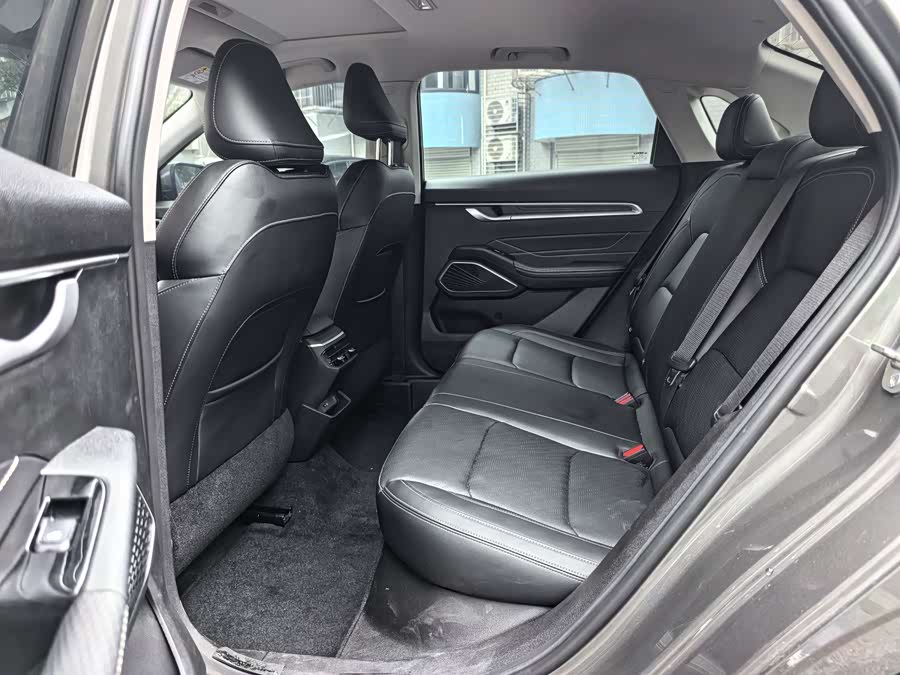 GEELY 2022 car image #9