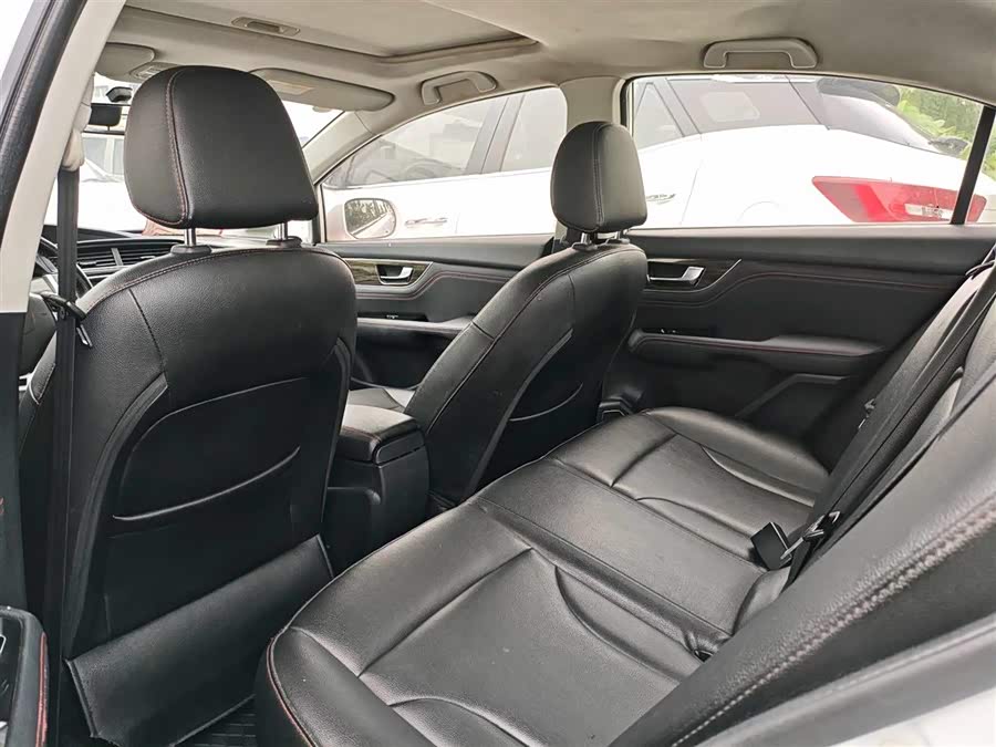 Great Wall C50 2016 #9 Great Wall C50 2016 car image #9