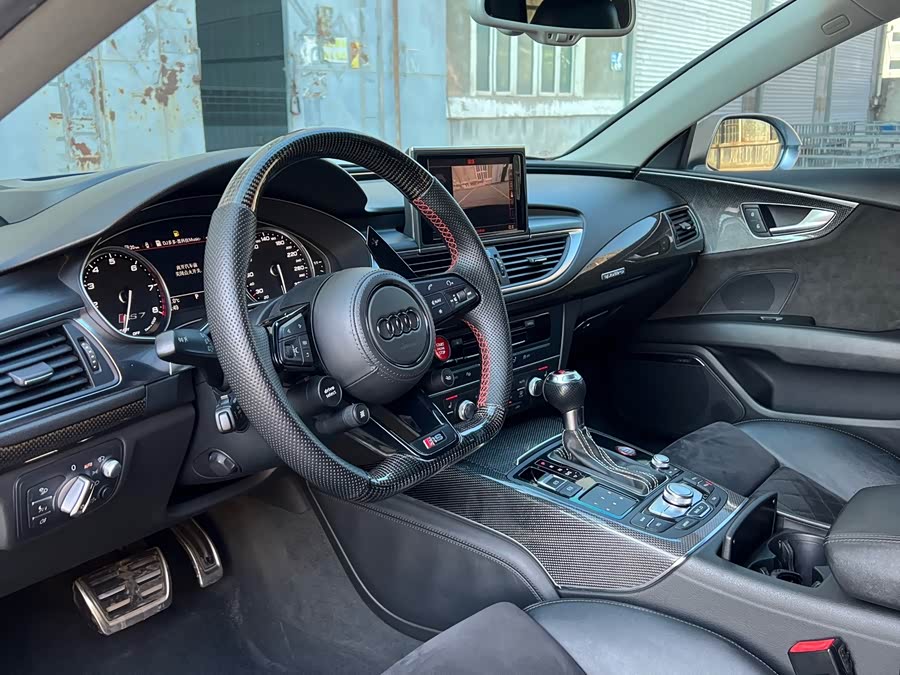 Audi S7 2013 car image #9