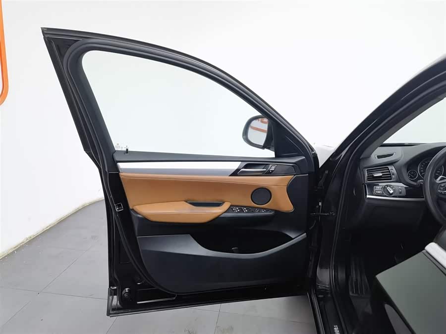 BMW X4 2014 изображение автомобиля #9