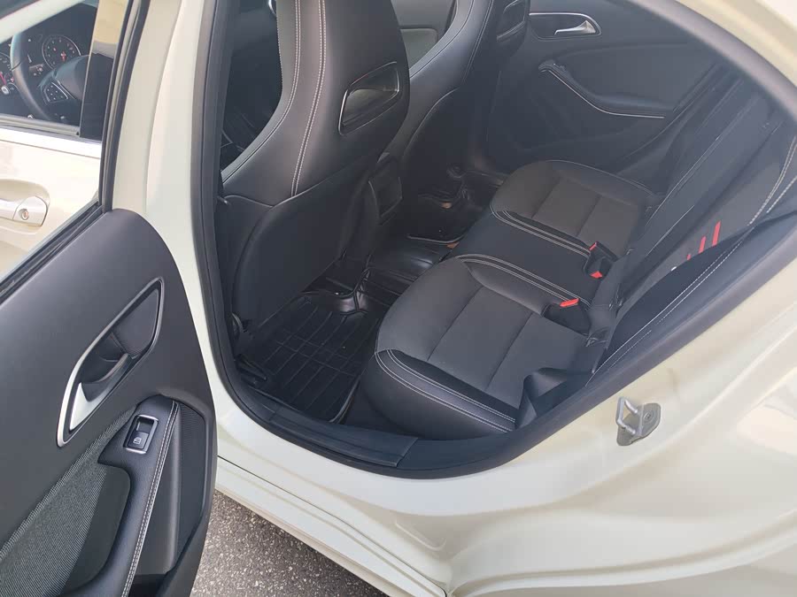 Mercedes-Benz A Class (Imported) 2017 car image #9