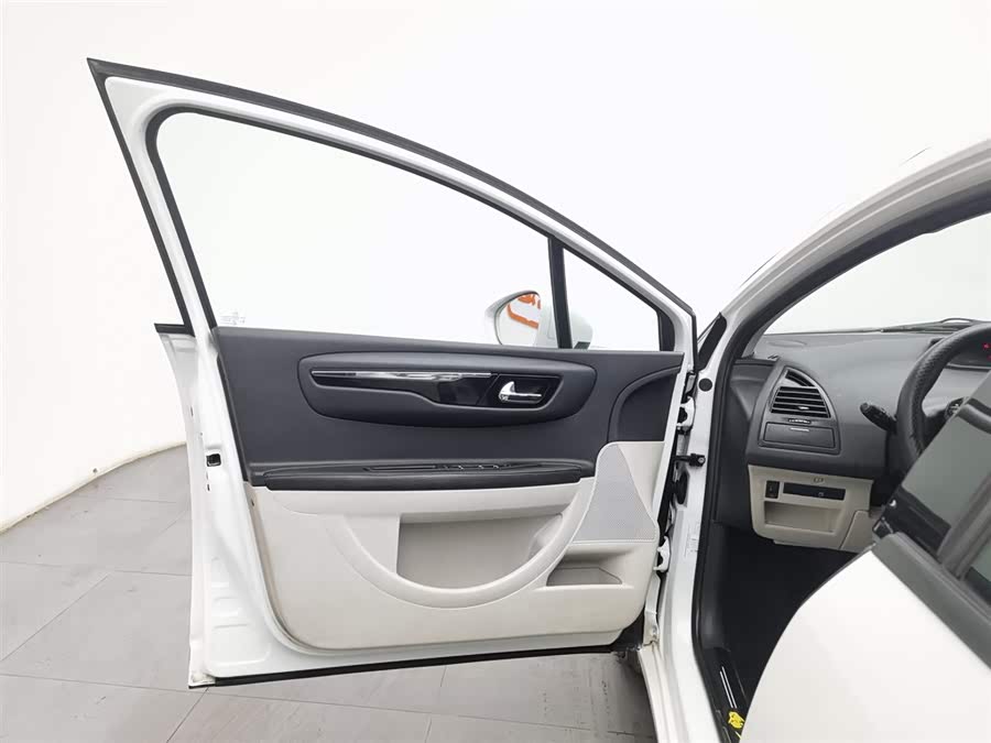 Citroen C-Quatre 2015 #9 Citroen C-Quatre 2015 car image #9