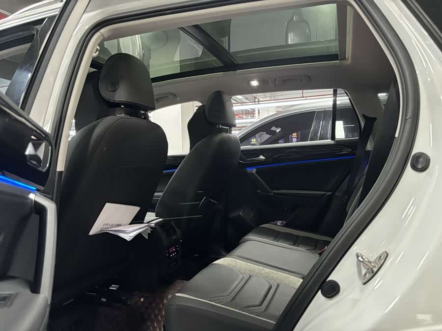 Volkswagen Tayron GTE 2022 immagine di auto #9